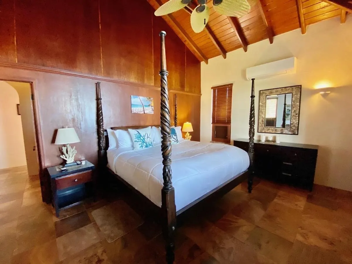 Villa Del Mar: Spectacular Ocean Views Lovenlund United States Virgin Islands